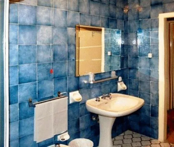 Hotel Alfa Florence 2*,  Italy